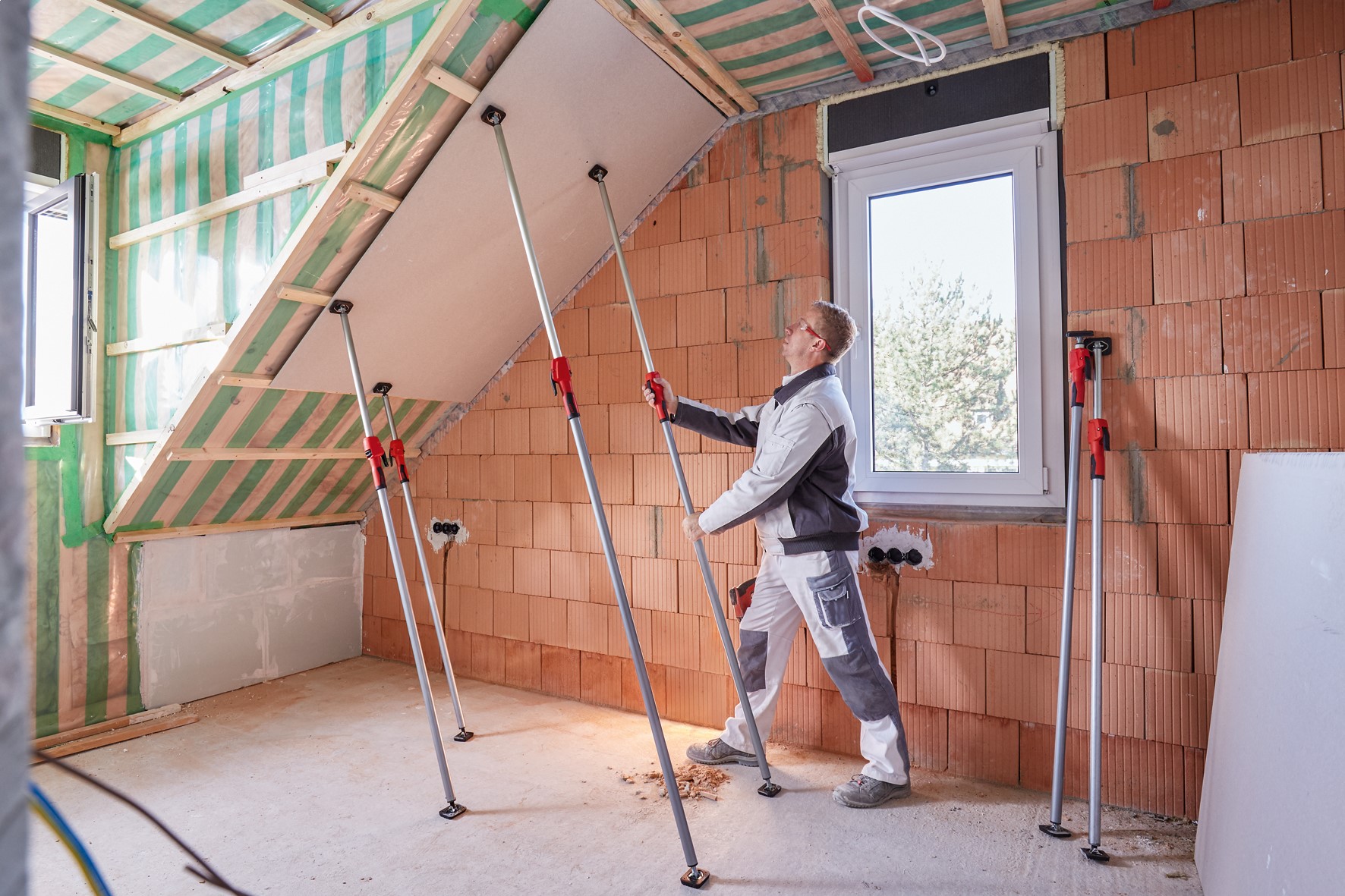 Decken- und Montagestütze STE mit Pumpgriff STE BESSEY